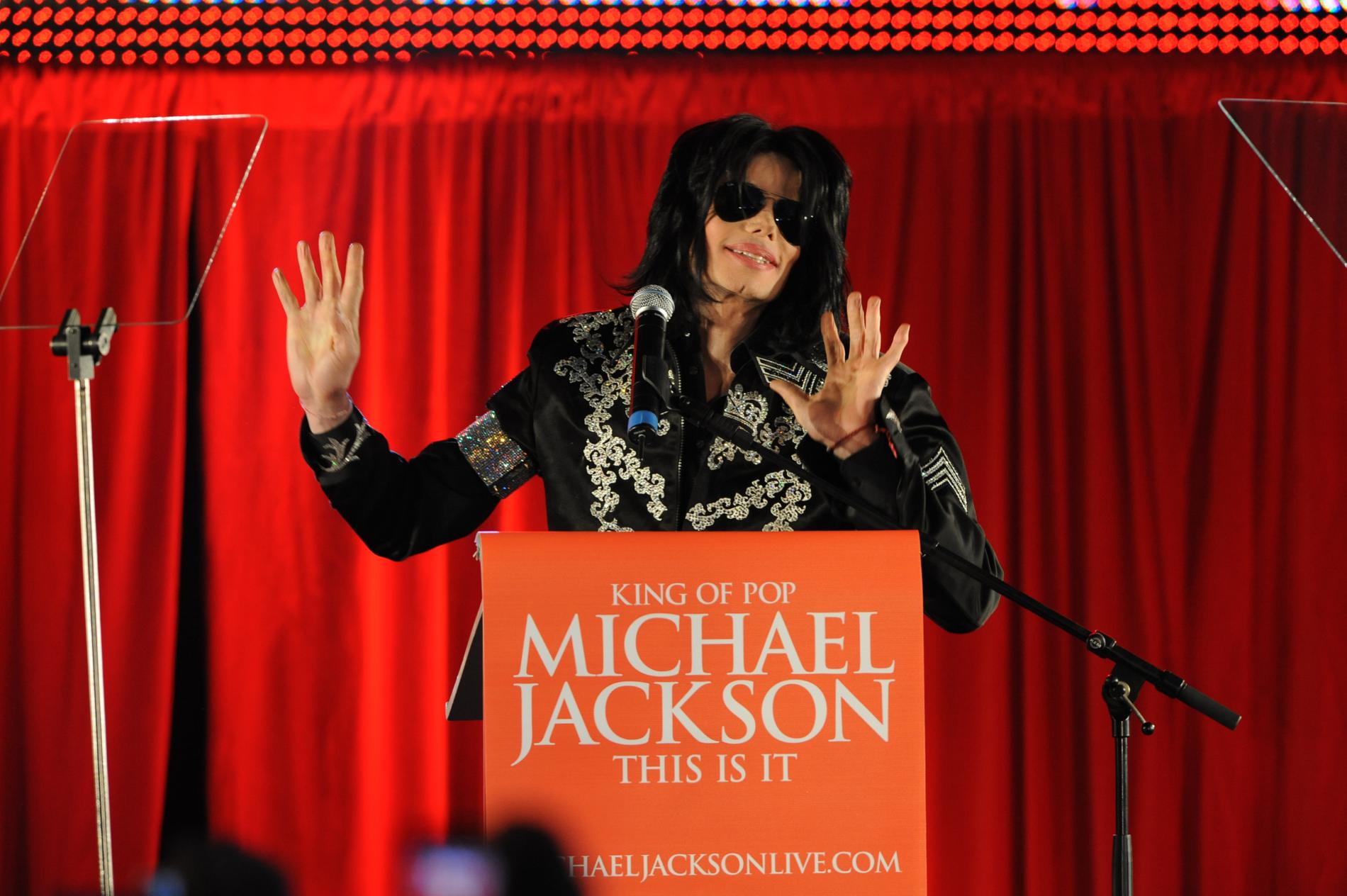 Майкл Джексон анонсирует свой прощальный тур This is it, март 2009 года. Фото: Getty Images